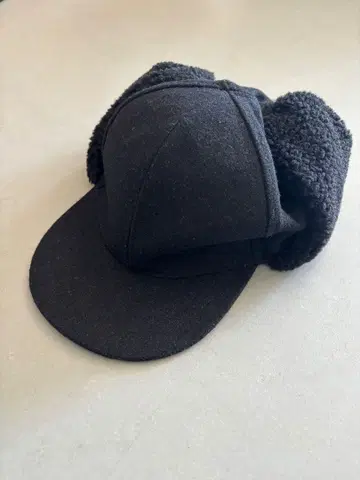 SUBLIME 서브라임 플라이트 캡 귀도리 포함