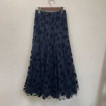 [ TRANOI. ] 레오 퍼레이드 샤샤 스커트