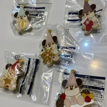 디즈니 크리스마스 핀 배지 2025 릴린린 컴프 세트