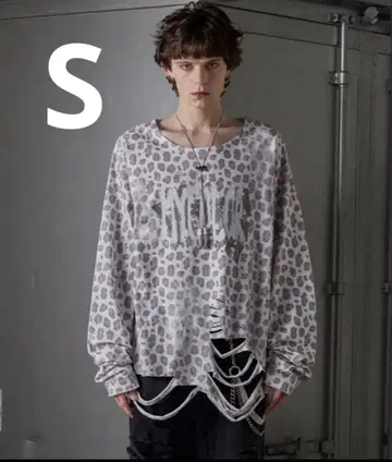 grancy 올 패턴 큐빅 그래픽 롱T 화이트