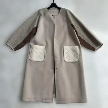 [ 인기 ] 롱 코트 퀼팅 절개 노카라 코트 새상품급 멋짐