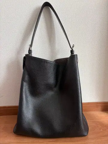 BARNEYSNEWYORK 토트백 블랙