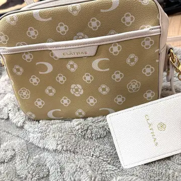 새상품 CLATHAS 꽃무늬 숄더백 베이지