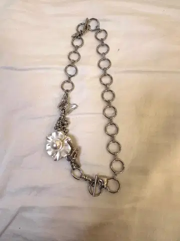 prod Pearl Flower Necklace / Bracelet