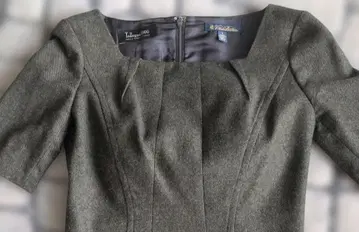 [ 브룩스브라더스 ] 모스그린 울 혼방 무릎 기장 원피스