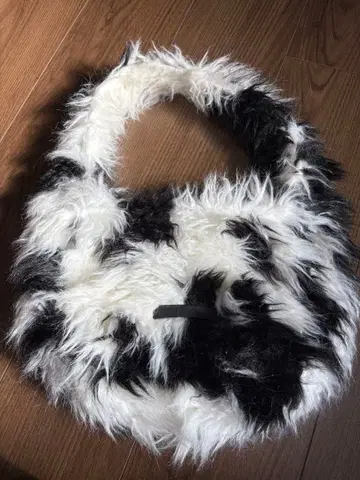 LILY BROWN 탑 핸들 퍼 백 (MIX)