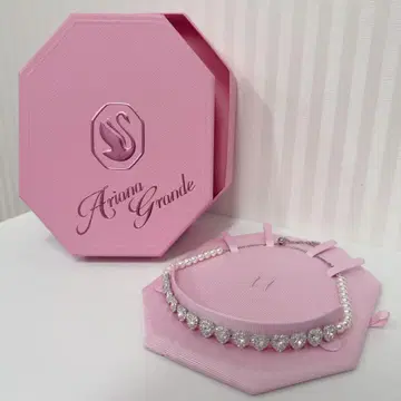 스와로브스키 아리아나 그랑데 콜라보 초커 하트 펄