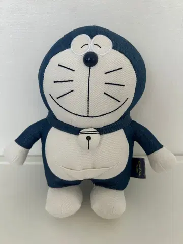 뮤지엄 한정판 초기 형태 도라에몽 데님 소재 봉제 인형