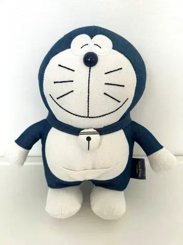 [ 가격 인하 ] 뮤지엄 한정판 초기 형태 도라에몽 데님 소재 봉제 인형