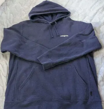 파타고니아 네이비 후드 부착 후드티