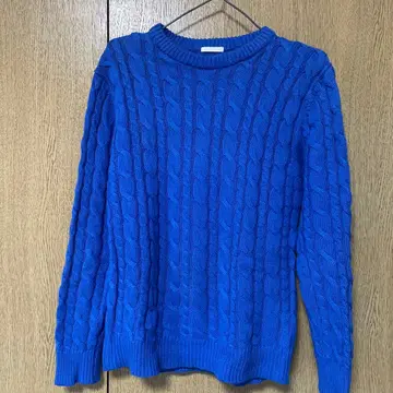 gu 파랑 케이블 짜임 니트 스웨터 S