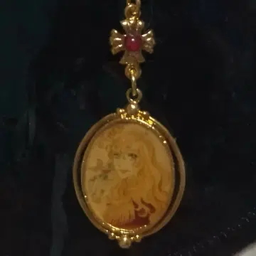 [ 미개봉 ] 베르사이유의 장미  오스칼 펜던트 목걸이 복주머니 포함