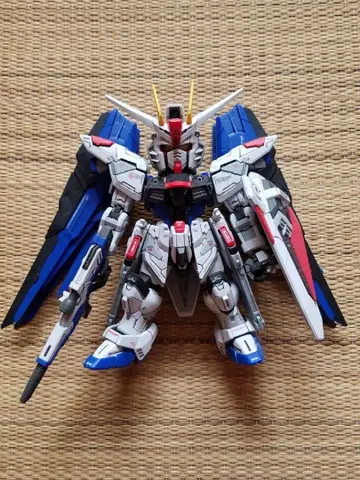 MGSD 프리덤 건담