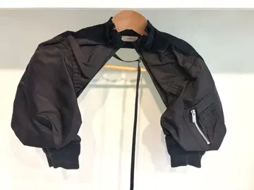 sacai 퍼프 슬리브 블랙 최종 가격 인하