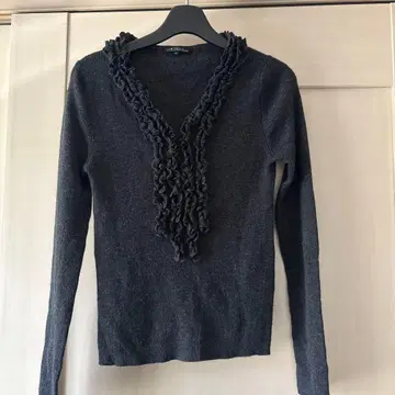 vingt-trois arrondissements 프릴 니트 40