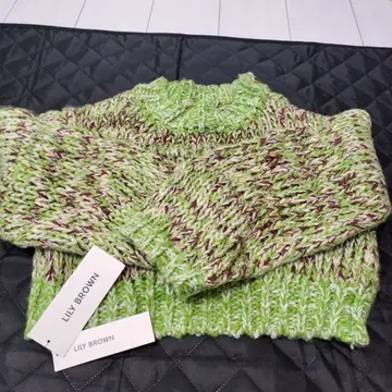 LILY BROWN 니트 스웨터 그린/보라색