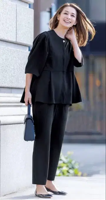 UNFILO 스틱 팬츠 SS 사이즈 블랙