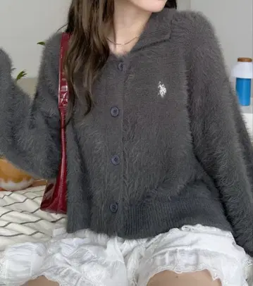 카라 부착 샤기 볼륨 슬리브 니트