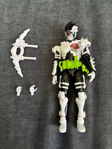 관절 가동 데인저러스 좀비 피규어