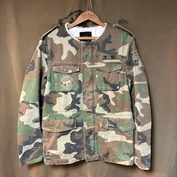 [ 가격 인하 불가 ] 웨어라바우츠 카모플라쥬 밀리터리 자켓
