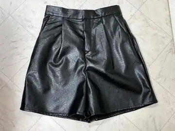 callautia 가죽 숏팬츠