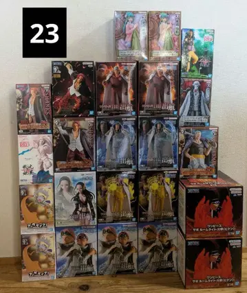 원피스 피규어 묶음 판매 23점 사카즈키 키자루 아오키지 샹크스