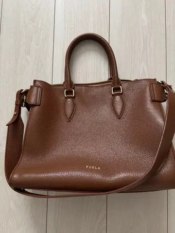FURLA 브라운 핸드백