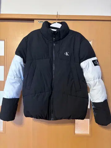 Calvin Klein Jeans M