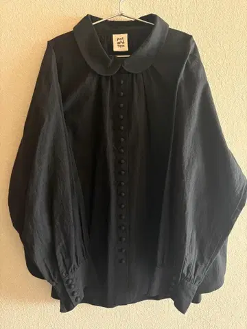 pot and tea 단추 많이 카라 부착 블라우스 사이즈 L