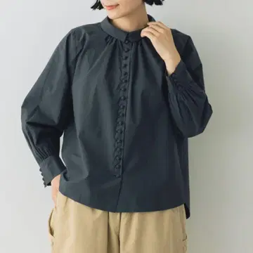 pot and tea 단추 많이 카라 부착 블라우스 사이즈 L