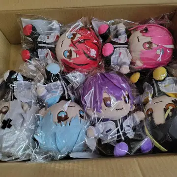 앉아 봉제 인형 전원