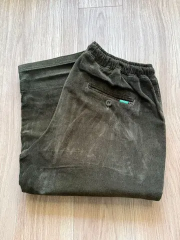 MAGENTA 다크 그린 코듀로이 팬츠 L