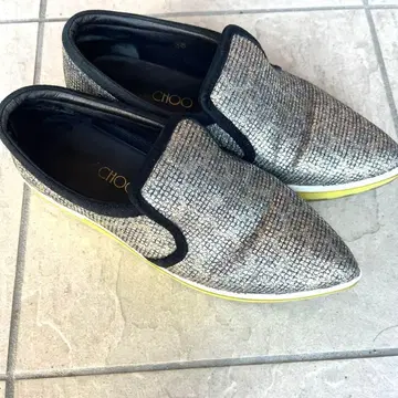 Jimmy Choo 슬립온 36 실버 used