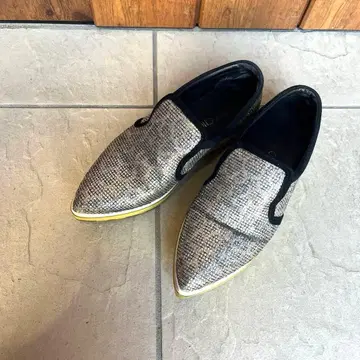 Jimmy Choo 슬립온 36 실버 used