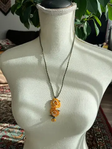 터키 이네 오야 꽃 모티브 목걸이