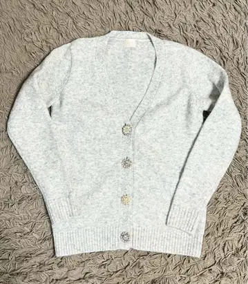 Liala x PG 리알라바이피지 비쥬&펄 버튼 가디건