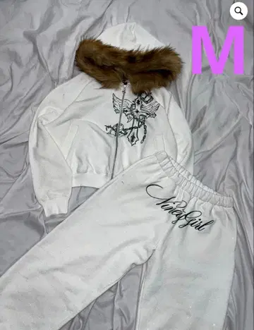 9090 girl Cross Logo glitter 셋업