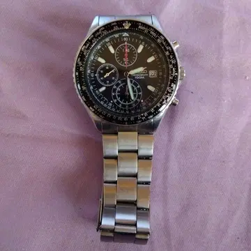 세이코 크로노그래프 블랙 손목시계 파이롯트 워치