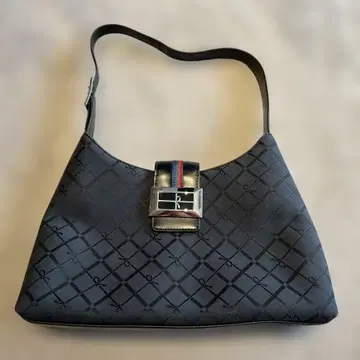 로베르타 디 카메리노 자카드 숄더 핸드백 블랙