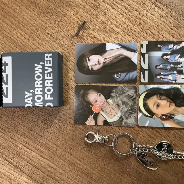 키스오브라이프 키오프 224 미니앨범(키링,포카4장)