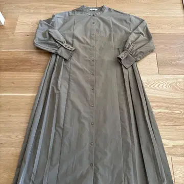 BEAMS HEART 절개 원피스 플리츠