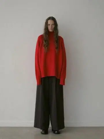 오버 사이즈 터틀 니트