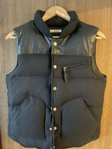 JOURNAL STANDARD 블랙 다운 베스트 M 사이즈