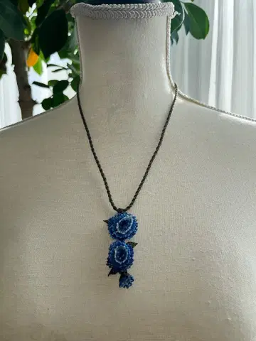 터키 이네 오야 꽃 모티브 목걸이