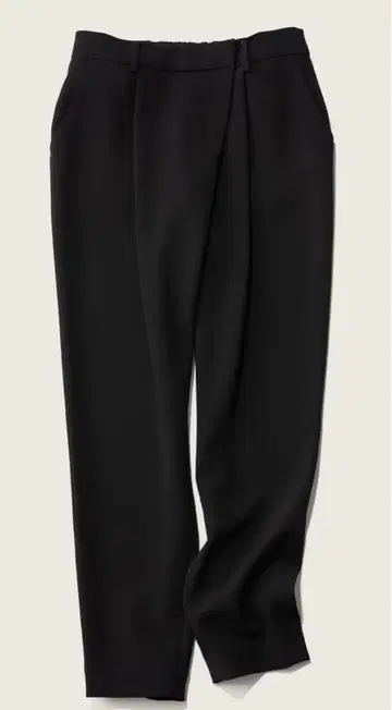 Soeju 턱 팬츠 Black M