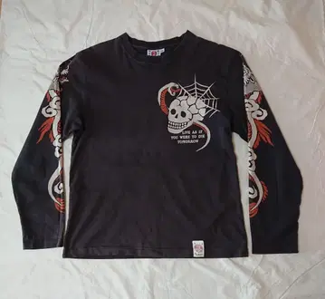 폭렬만만 스컬과 뱀의 그래픽 긴팔 셔츠 40