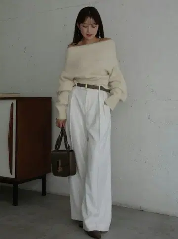 (택 포함 새상품) anuans 베이직 턱 와이드 팬츠