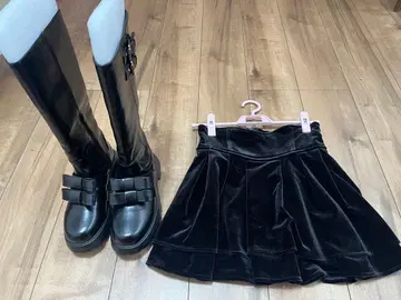 슬림 레그 벨로아 스커트와 부츠 세트