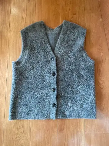 앙피로 나일론 샤기 가디건 베스트 온워드