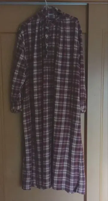 45R 인도넬 턱 프릴 드레스